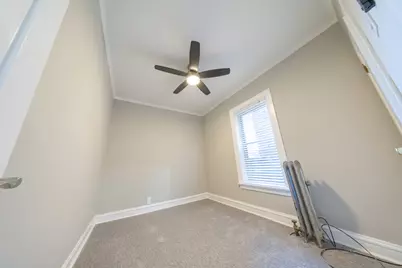 6846 S Paxton Avenue #2, Chicago, IL 60649 - Photo 11
