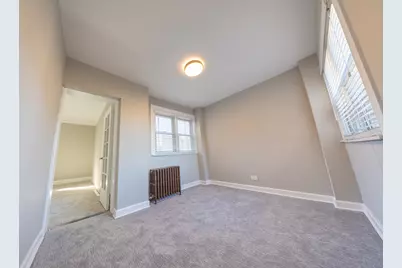 6846 S Paxton Avenue #2, Chicago, IL 60649 - Photo 7