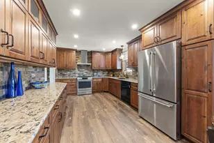 8808 Wheeler Dr, Orland Park, IL 60462 - Photo 7