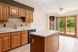 6582 Deer Isle Dr, Cherry Valley, IL 61016 - Photo 15