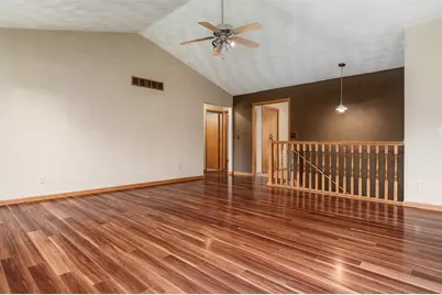6582 Deer Isle Drive, Cherry Valley, IL 61016 - Photo 9