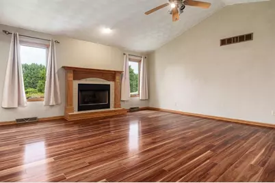6582 Deer Isle Drive, Cherry Valley, IL 61016 - Photo 7
