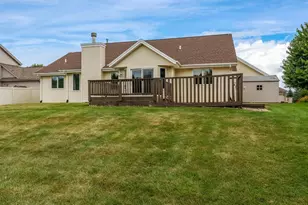 6582 Deer Isle Dr, Cherry Valley, IL 61016 - Photo 37