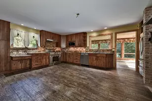 105 Lomond Dr, Inverness, IL 60067 - Photo 5