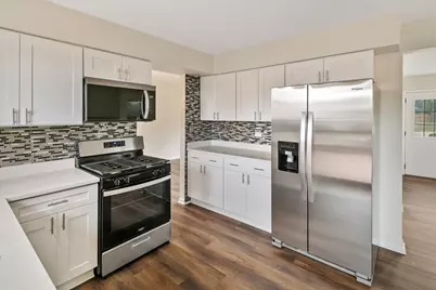 5916 W 127th Street, Alsip, IL 60803 - Photo 7