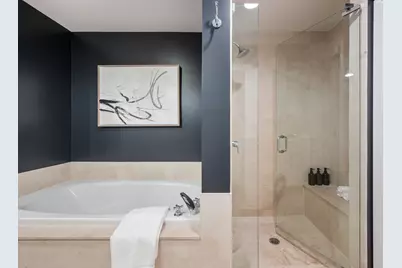1117 W Barry Avenue #6, Chicago, IL 60657 - Photo 19