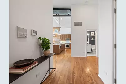 1117 W Barry Avenue #6, Chicago, IL 60657 - Photo 27