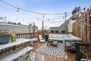 1117 W Barry Ave, Chicago, IL 60657 - Photo 29