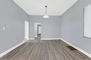 7349 S Evans Ave, Chicago, IL 60619 - Photo 7