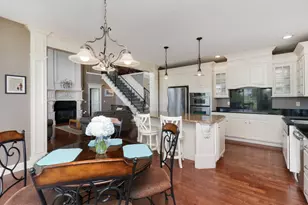 2807 Lone Oak Rd, Bloomington, IL 61705 - Photo 21
