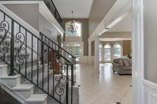 2807 Lone Oak Rd, Bloomington, IL 61705 - Photo 11