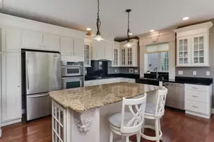 2807 Lone Oak Rd, Bloomington, IL 61705 - Photo 17