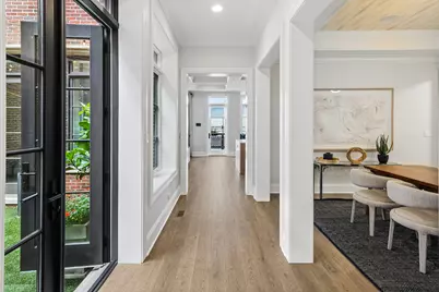 1630 W Surf Street, Chicago, IL 60657 - Photo 9
