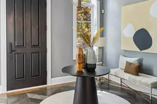 1630 W Surf St, Chicago, IL 60657 - Photo 3