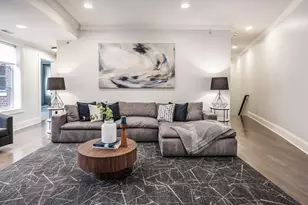 1630 W Surf St, Chicago, IL 60657 - Photo 27