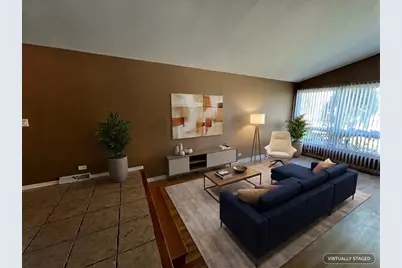3929 W Chase Avenue, Lincolnwood, IL 60712 - Photo 3