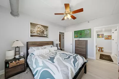 1100 W Montrose Avenue #502, Chicago, IL 60613 - Photo 15