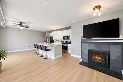1100 W Montrose Avenue #502, Chicago, IL 60613 - Photo 3