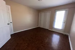 8701 S Mozart Ave, Evergreen Park, IL 60805 - Photo 7