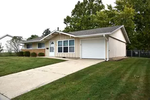 713 Cascade Ave, Romeoville, IL 60446 - Photo 1