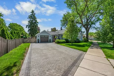 72 W Irving Park Road, Roselle, IL 60172 - Photo 23
