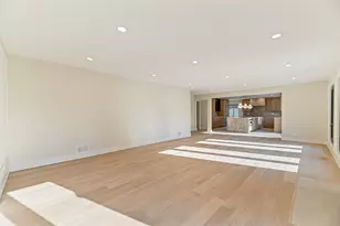 1400 Kingsport Ct, Northbrook, IL 60062 - Photo 19