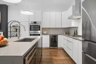 2837 N Halsted St, Chicago, IL 60657 - Photo 5