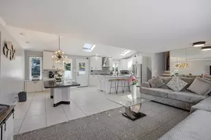 1210 N Keebie Ct, Addison, IL 60101 - Photo 7