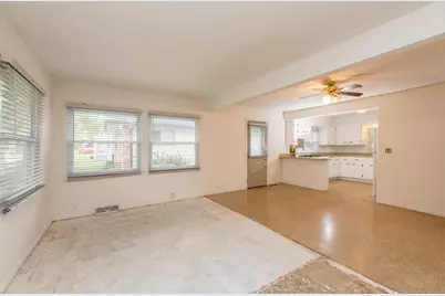 1220 Fulton Avenue, Winthrop Harbor, IL 60096 - Photo 13
