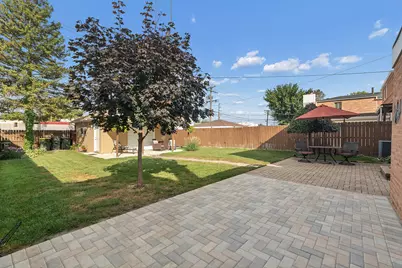 9116 S Troy Avenue, Evergreen Park, IL 60805 - Photo 19