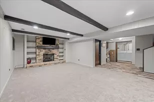 60 N Park Blvd, Glen Ellyn, IL 60137 - Photo 21