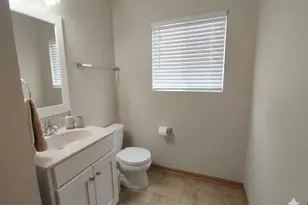 39798 Ackworth Ln, Beach Park, IL 60083 - Photo 7