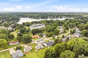 1416 Sandwich Dr, Lake Holiday, IL 60548 - Photo 9