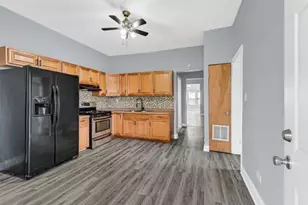 7349 S Evans Ave, Chicago, IL 60619 - Photo 3