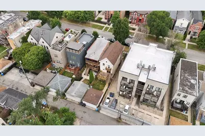 631 E Bowen Avenue, Chicago, IL 60653 - Photo 35