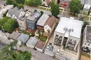 631 E Bowen Ave, Chicago, IL 60653 - Photo 35