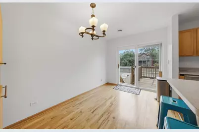 631 E Bowen Avenue, Chicago, IL 60653 - Photo 9