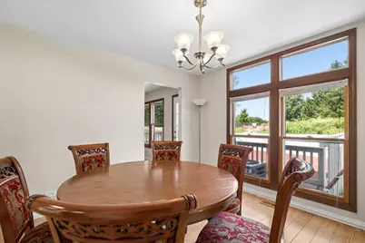 140 N Fiore Parkway, Vernon Hills, IL 60061 - Photo 7