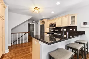 1876 Royalglen Dr, New Lenox, IL 60451 - Photo 7