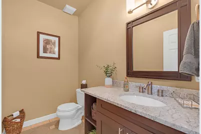 106 N Kenilworth Avenue, Mount Prospect, IL 60056 - Photo 13