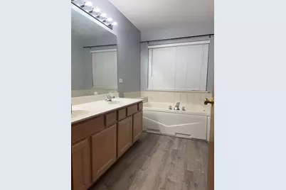 5404 Glenbrook Trail, McHenry, IL 60050 - Photo 19