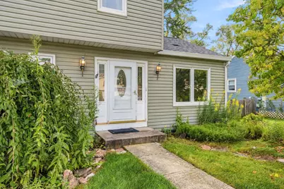 3S171 Lakeview Court, Warrenville, IL 60555 - Photo 3