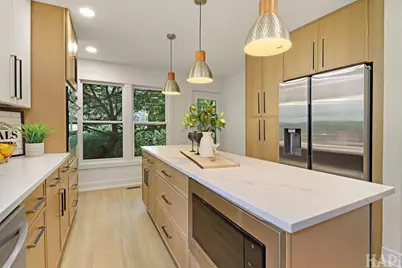 72 Julie Lane, Vernon Hills, IL 60061 - Photo 7