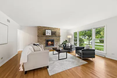 677 Wingate Road, Glen Ellyn, IL 60137 - Photo 5