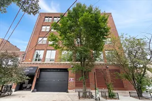 3323 N Paulina St, Chicago, IL 60657 - Photo 1