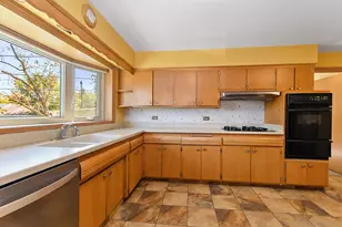 10621 Laramie Ave, Oak Lawn, IL 60453 - Photo 7