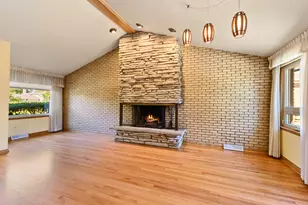 10621 Laramie Ave, Oak Lawn, IL 60453 - Photo 3