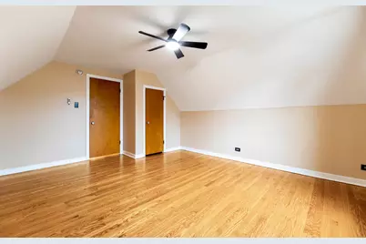 8614 S Prairie Avenue, Chicago, IL 60619 - Photo 11