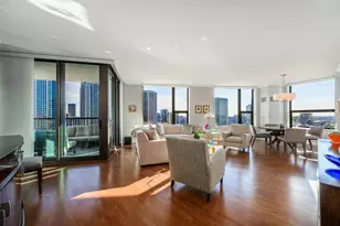 501 N Clinton St, Chicago, IL 60654 - Photo 3