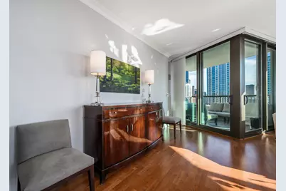 501 N Clinton Street #2105, Chicago, IL 60654 - Photo 9